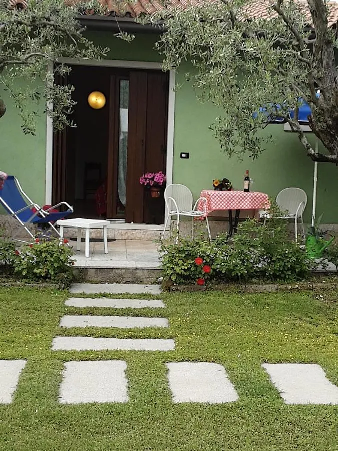 Agriturismo la Casetta Affi 0*,  Italia